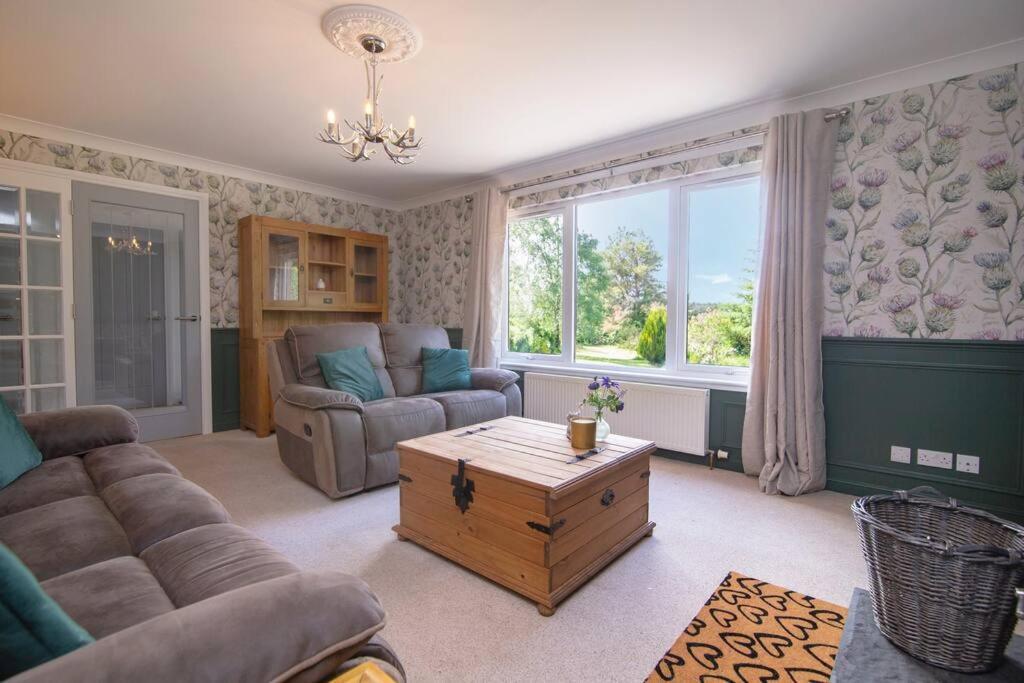 Willa Calm Scottish Country Escape With Hot Tub Sleeps 6 Inverness Zewnętrze zdjęcie